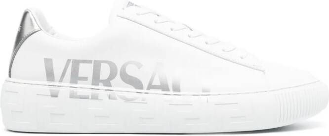 Versace Greca sneakers met logoprint Wit