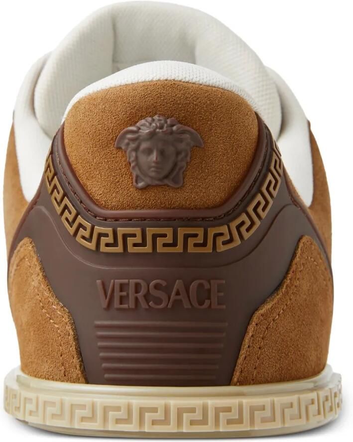 Versace Biggie Basket suède sneakers Bruin - Foto 3