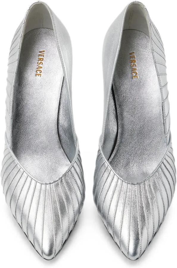Versace Gianni metallic nappa pumps 90 mm Zilver - Foto 4