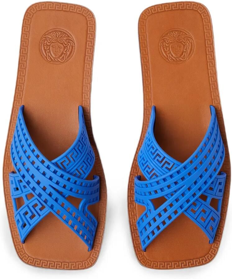 Versace Greca sandalen met gekruiste bandjes en open neus Blauw - Foto 2
