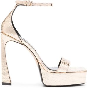 Victoria Beckham Sandalen met plateauzool Goud