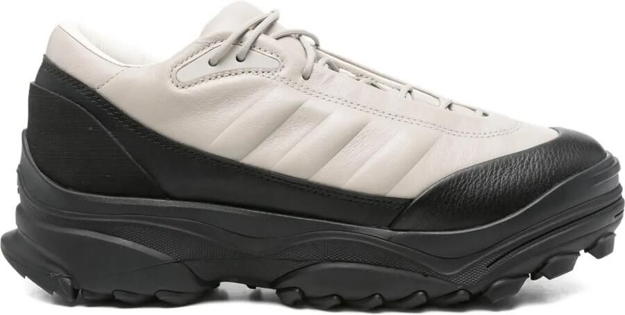 Y-3 GSG9 leren sneakers Beige