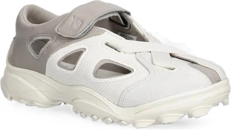 Y-3 GSG9 slip-on sneakers met klittenband en uitgesneden details Beige