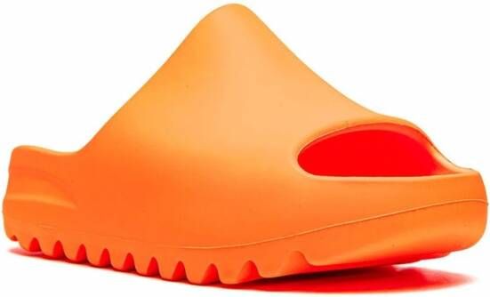 Adidas Yeezy Kids "YEEZY Enflame Orange slippers" Oranje