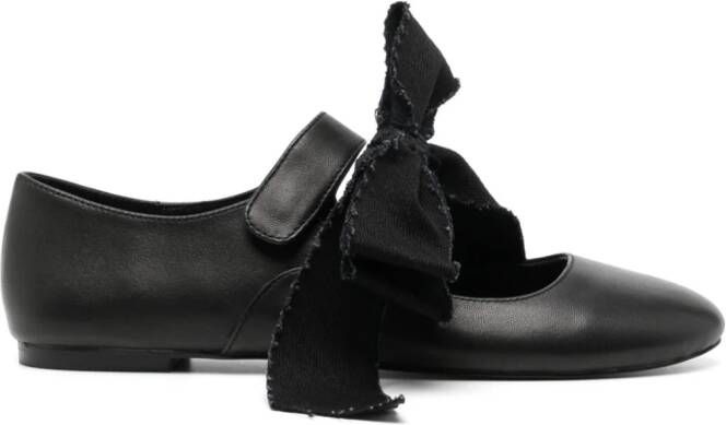 Yohji Yamamoto Ballerina's met strikdetail Zwart