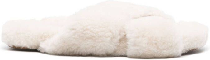 Yves Salomon Lammy slippers met gekruiste bandjes Wit