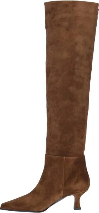 3Juin Boots Pointed Toe Suede Knee-High Boots in bruin