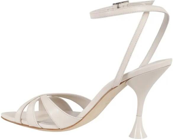 3Juin Sandalen Noeli Pointed Toe Sandals With Crisscross Straps in beige