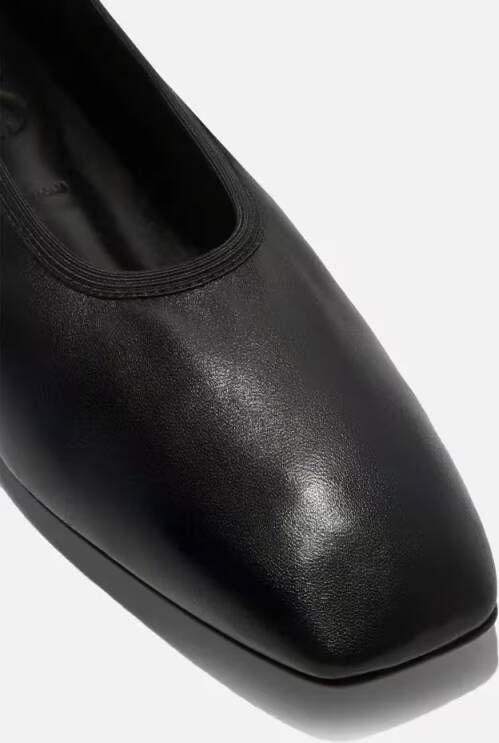Aeydē Nomi Nappa Leather Black Ballerina in zwart