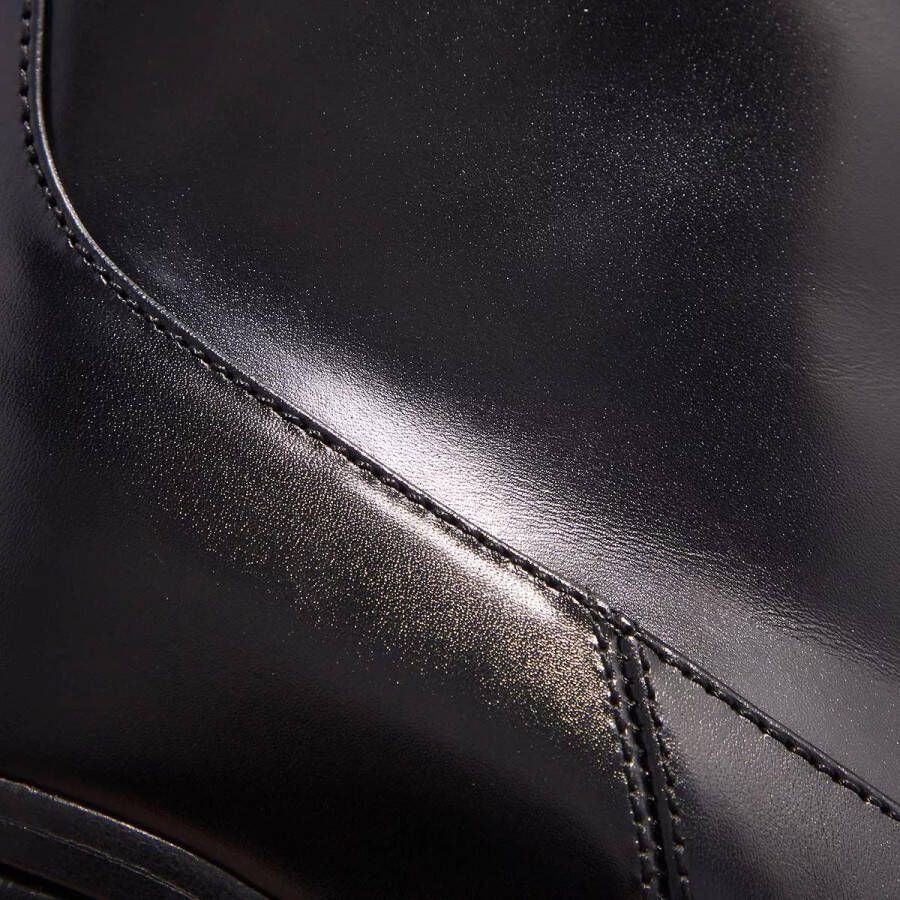 Alexander mcqueen Boots & laarzen Leather Heeled Boot in zwart