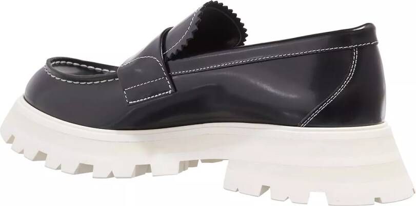 Alexander mcqueen Loafers Leather in zwart
