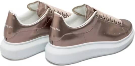 Alexander mcqueen Low-Top Sneakers Larry Techy Oversized Lace-Up Sneakers in roze