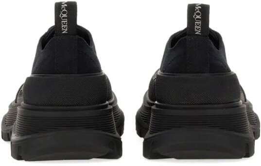 Alexander mcqueen Low-Top Sneakers "Tread Slick" Sneaker in zwart
