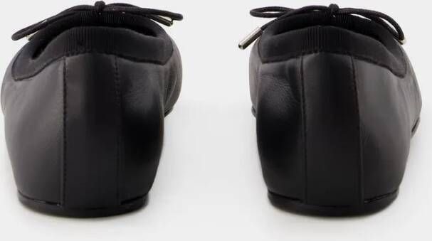 alexander mcqueen Punk Ballet Flats Leather Black Silver in zwart