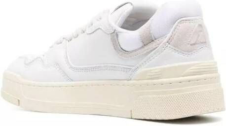 Autry International Sneakers Medalist Low-Top Leather Sneakers in wit