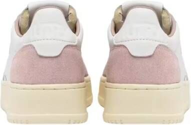 Autry Low-Top Sneakers Medalist Low Goat Suede Wht Powder Sneakers in wit