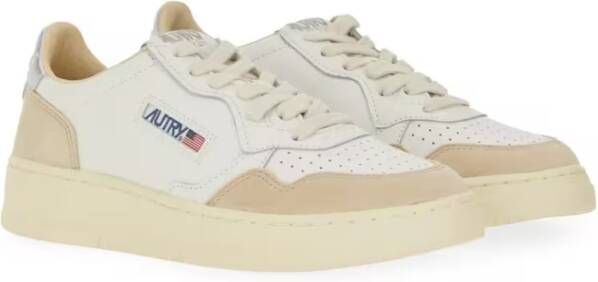 Autry Low-Top Sneakers Medalist Low Sneaker in wit