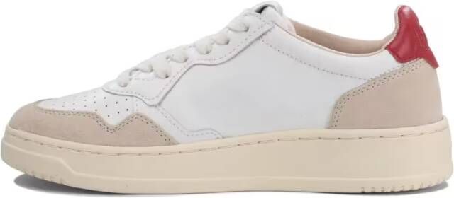 Autry Low-Top Sneakers "Medalist Low" Sneakers in wit