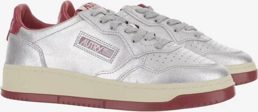 Autry Low-Top Sneakers Medalist Low Sneakers in zilver