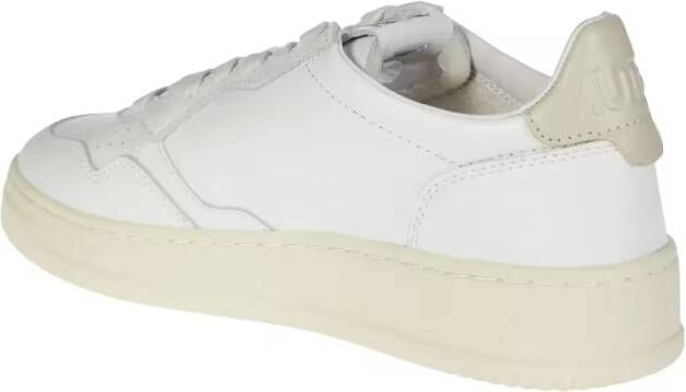 Autry Low-Top Sneakers Medalist Low Wom Sneaker in wit