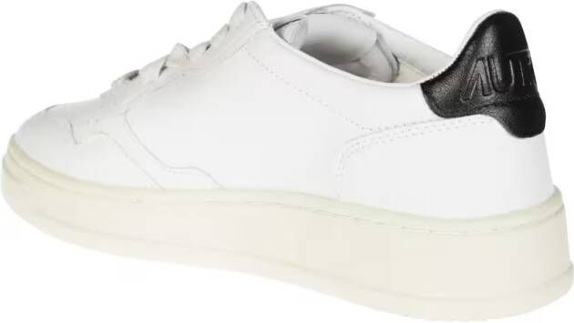 Autry Low-Top Sneakers Medialist Low Wom Sneakers in wit