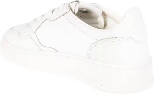 Autry Low-Top Sneakers Medialist Low Wom Sneakers in wit