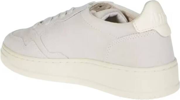 Autry Low-Top Sneakers Medialist Low Wom Sneakers in wit