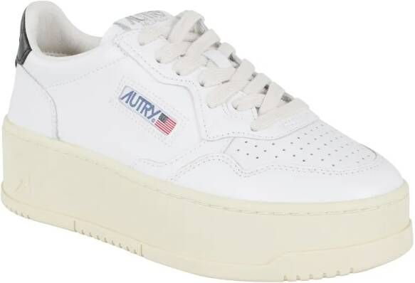 Autry Low-Top Sneakers White Leather Platform Low Sneakers in wit