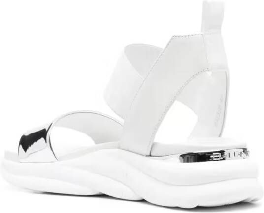Baldinini Sandalen Flat Woman Sandals in wit