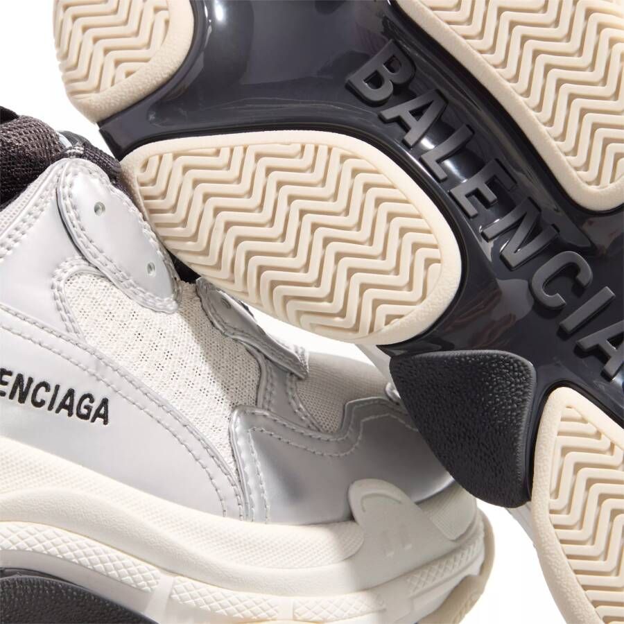 Balenciaga Low-Top Sneakers Triple S Metallic in zilver
