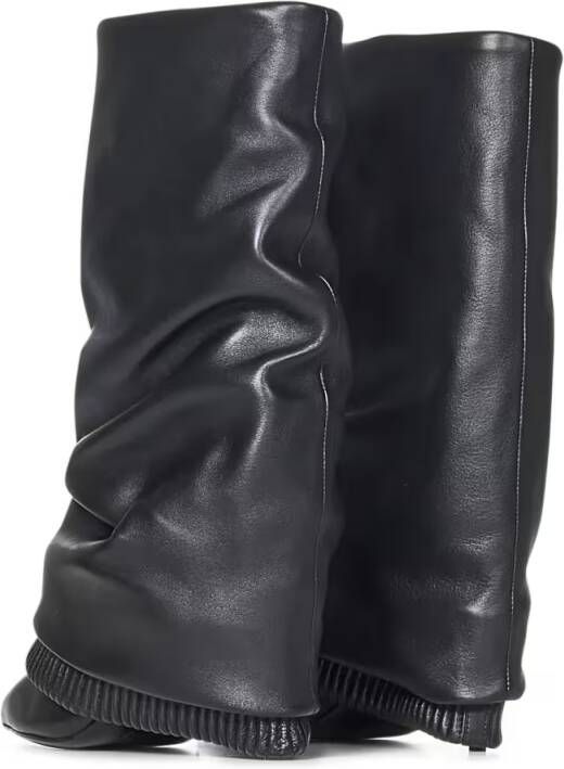 Balmain Boots Sculptural Black Lambskin Ankle Boots With Gaiter in zwart