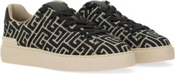 Balmain Low-Top Sneakers "B-Court" Sneakers in zwart