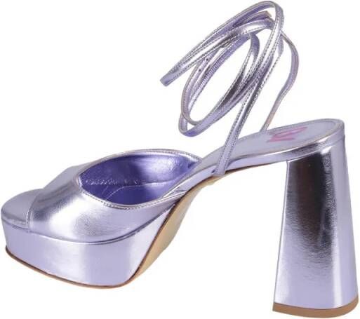 BETTINA VERMILLON Sandalen Metallic Purple Janet Sandal Model in paars