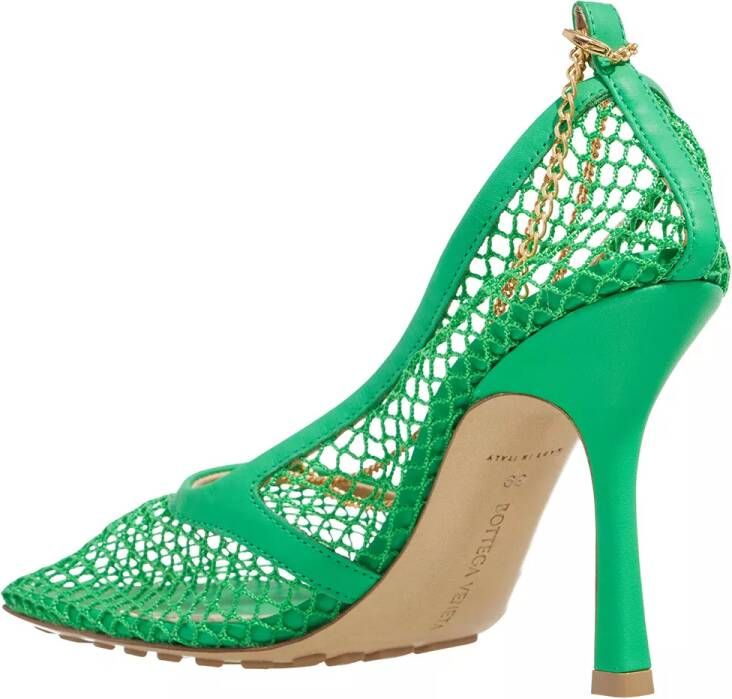 Bottega Veneta Pumps & high heels Mesh And Leather Pumps in groen