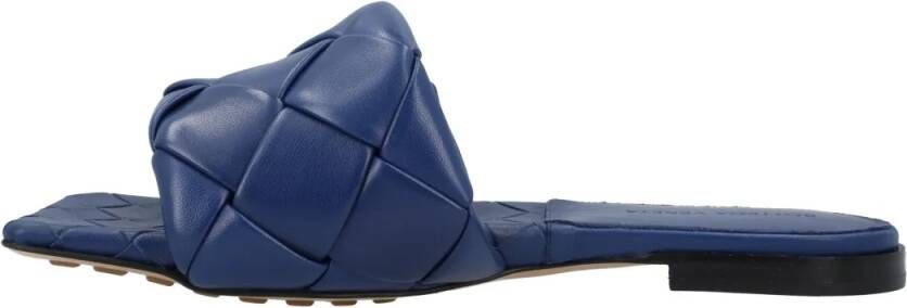 Bottega Veneta Sandalen Lido Flat Sandal Blue in blauw