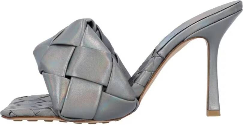 Bottega Veneta Slippers & Mules Metallic Grey Lido Mules in grijs
