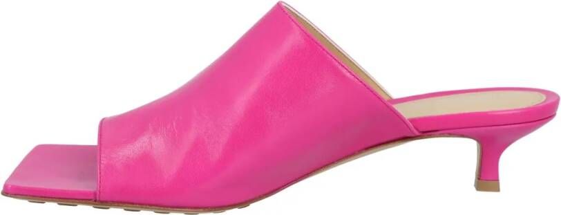 Bottega Veneta Slippers & Mules Stretch Mule Pink in roze