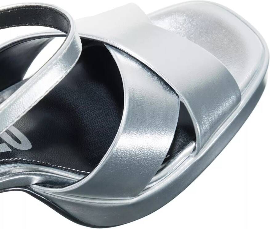 Buffalo Pumps & high heels Bella Cross in zilver