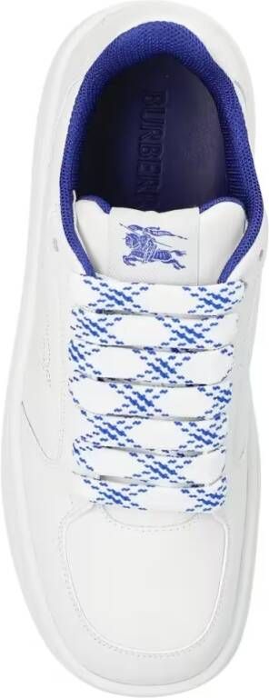 Burberry Low-Top Sneakers White Calf Leather Sneakers With Textured Tpu Sole in wit