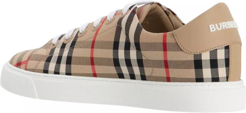 Burberry Sneakers in beige