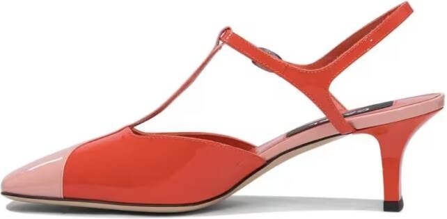 Carel Paris Sandalen Pointed Toe T-Strap Sandals in rood