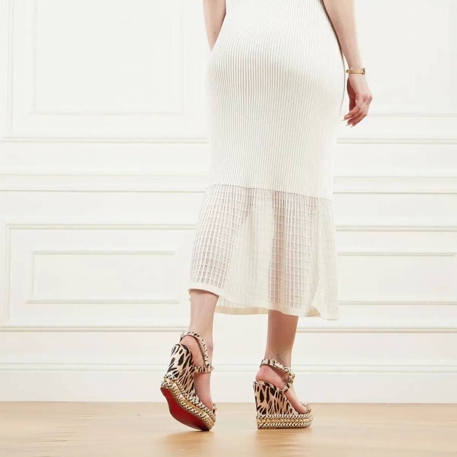 Christian Louboutin Sandalen met hak Pyraclou 110 in beige