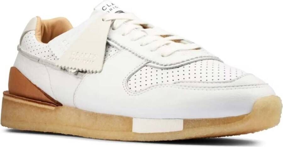 Clarks Low-Top Sneakers Torrun Leather Sneakers in wit