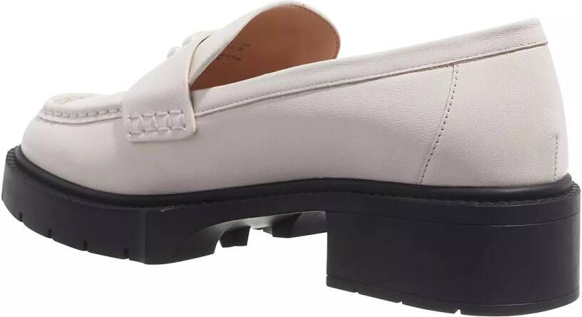 Coach Loafers Leah Leather Loafer in crème
