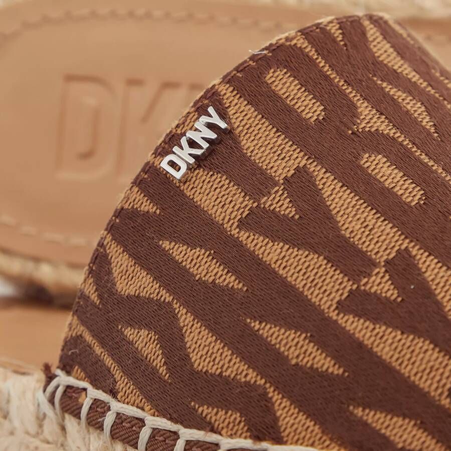 DKNY Espadrilles Camillo Platform Slide Espadrille in beige