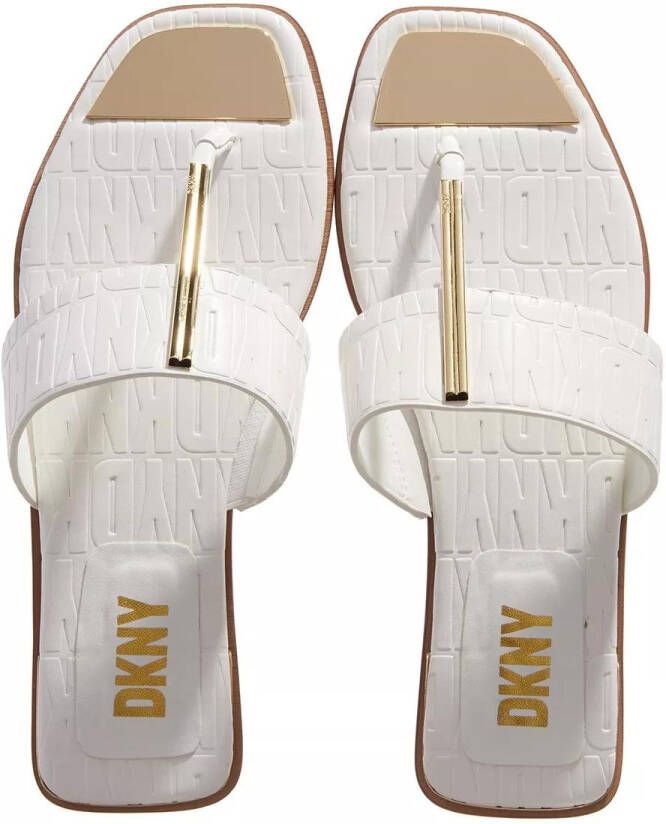 DKNY Sandalen Deja Flat Thong Sandal 5Mm in wit