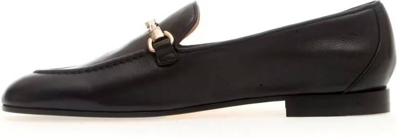 Doucal's Black Leather Buckle Moccasin in zwart