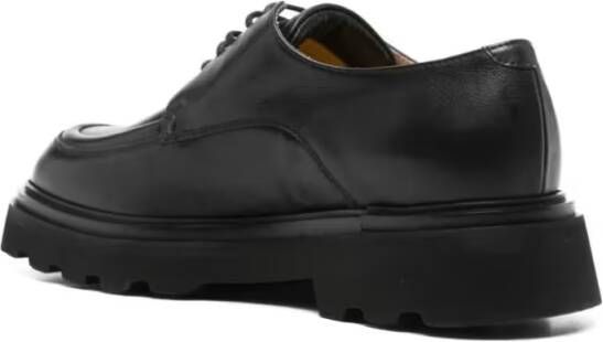 Doucal's Black Leather Loafers With Durable Rubber Sole in zwart