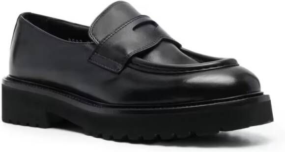 Doucal's Penny Strap Black Leather Loafers in zwart