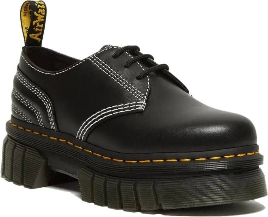 Dr. Martens Low-Top Sneakers Audrick 3i Quilted Platform Shoes in zwart